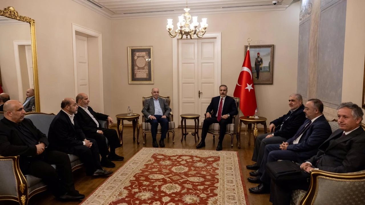 Turkish Foreign Minister Hakan Fidan Meets with Hamas Officials in Istanbul